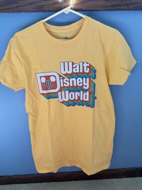 Walt Disney World Logo Tee Small